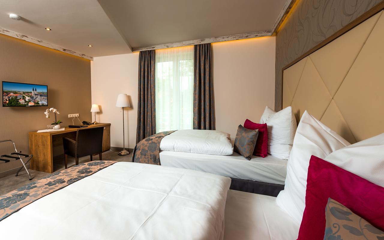 Hotel Allegro Халберщат Екстериор снимка