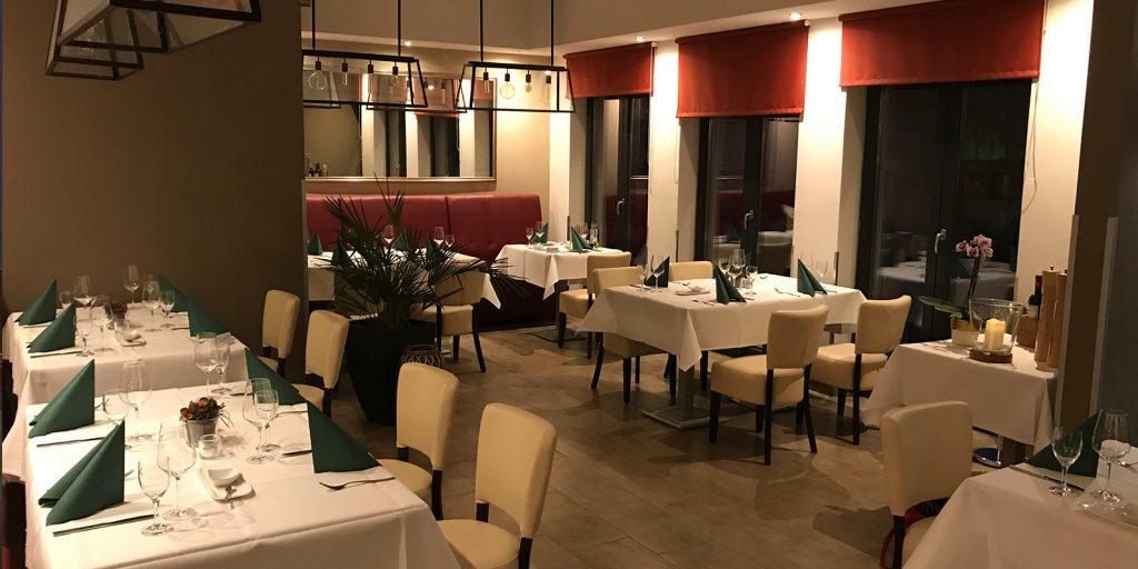 Hotel Allegro Халберщат Екстериор снимка